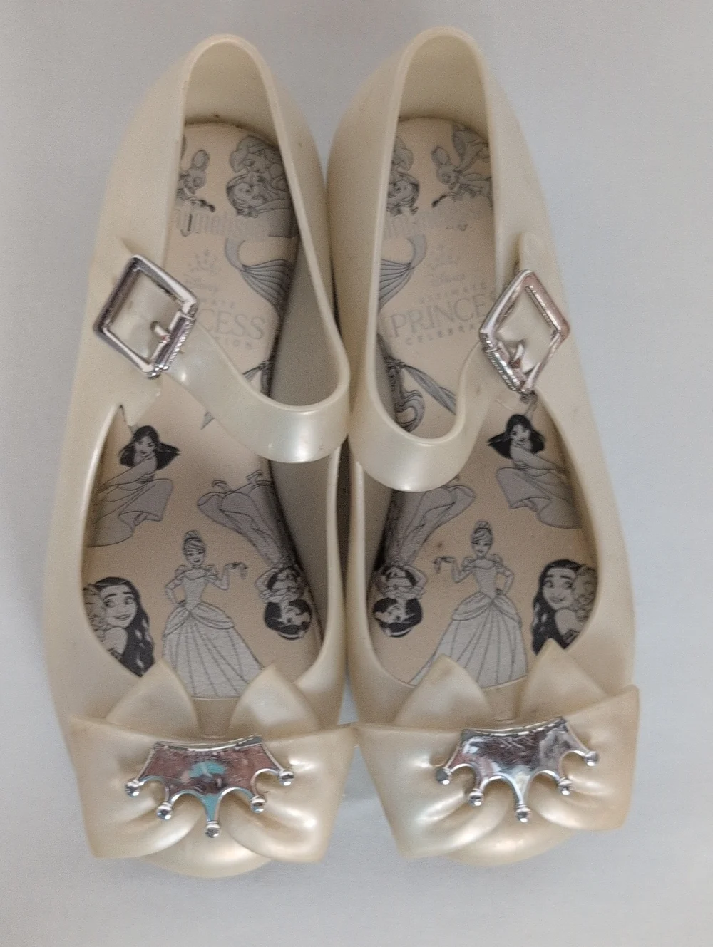 Mini Melissa Disney Ultimate Princess Celebration Crown and Bow Shoes